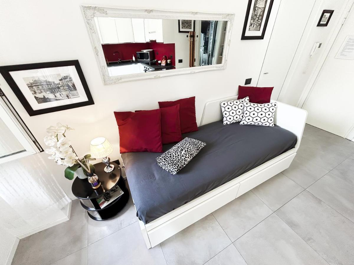 Apartment Elegance And Tranquility At 10min From The Centre! Milan