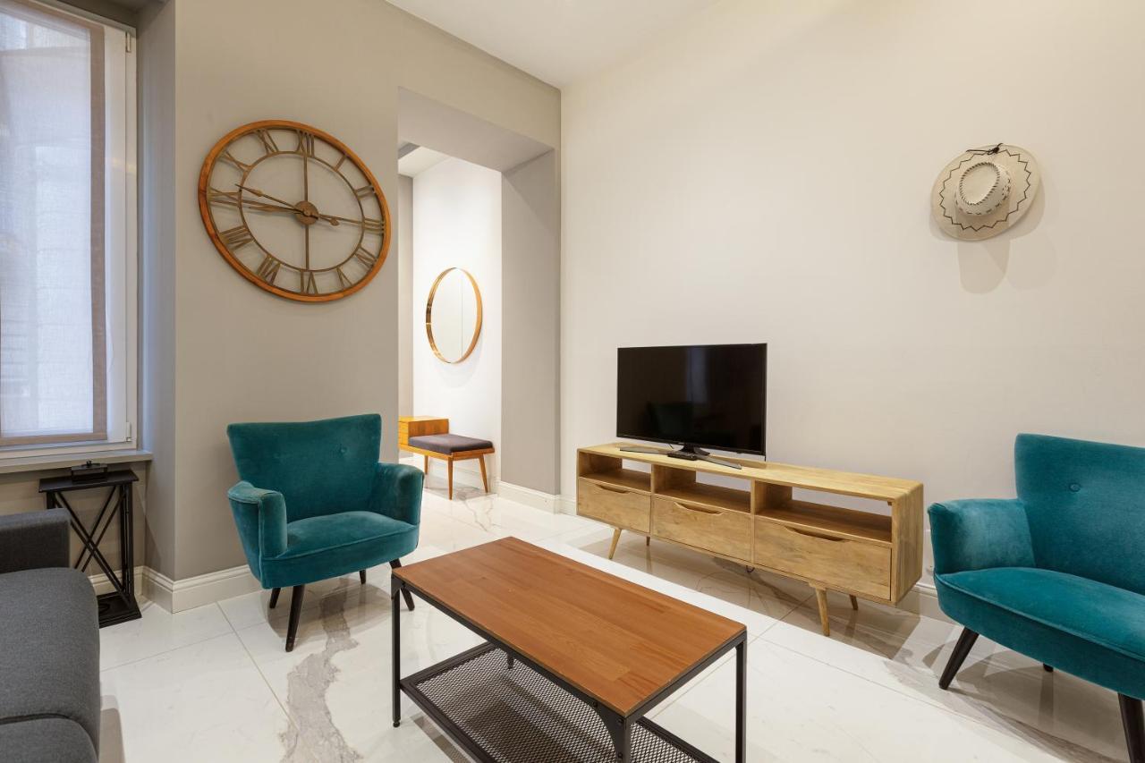 Apartment Apt Milano-moscova Con Terrazzo Condiviso *