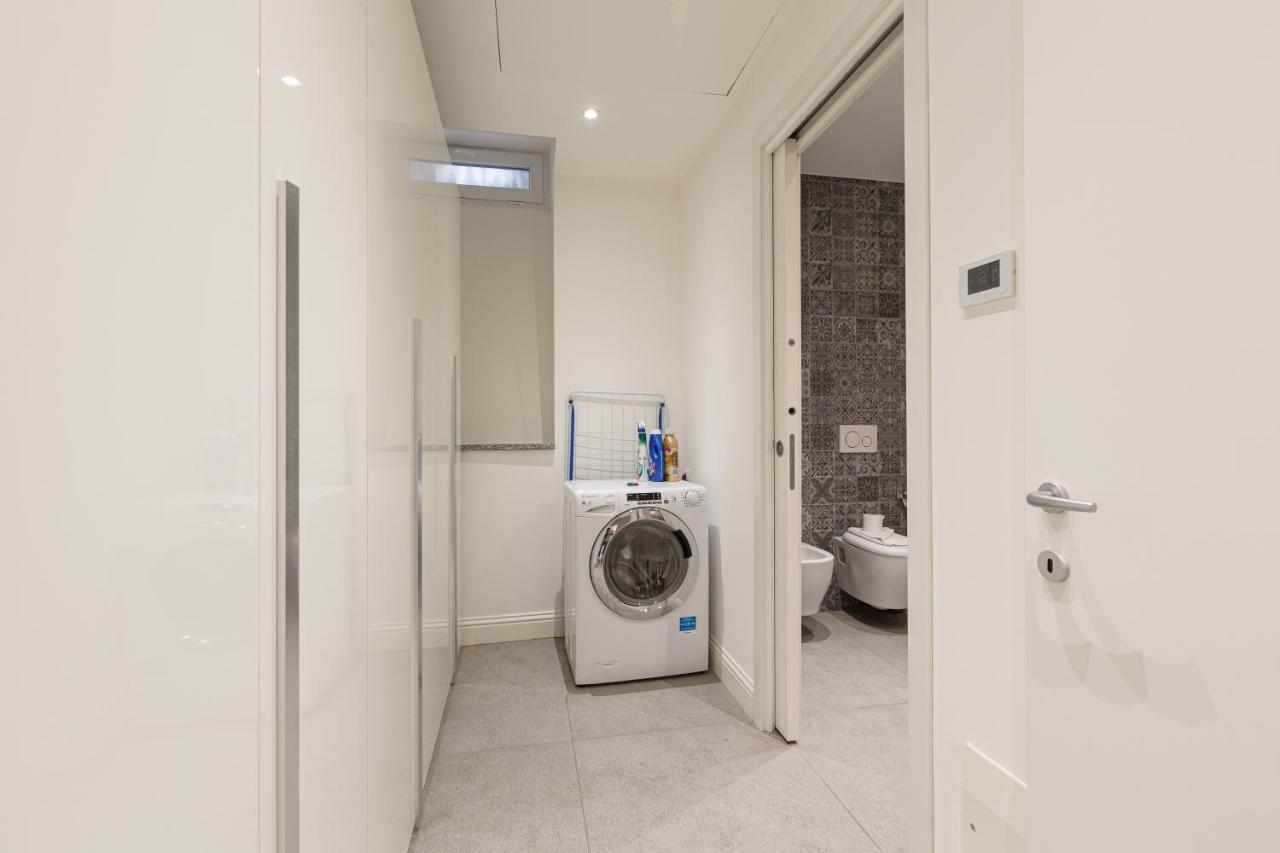 Apartment Apt Milano-moscova Con Terrazzo Condiviso *
