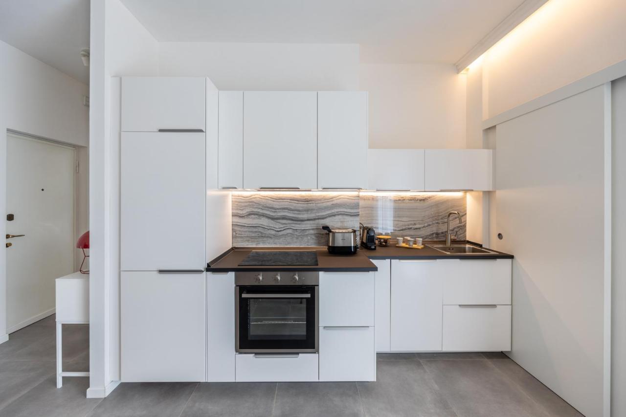 *art Design Milano* * Milano