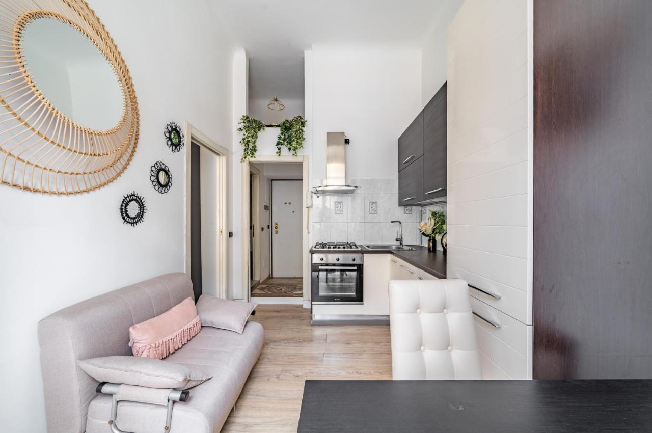 Apartment Isola And Garibaldi District Lovely