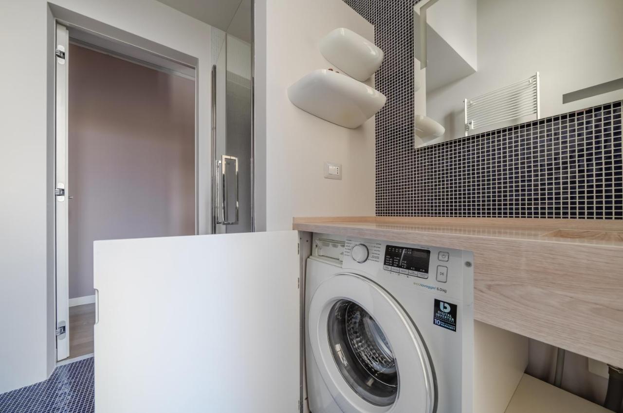 Lovely In Milano-porta Romana W/ Balcony Apartment Milan