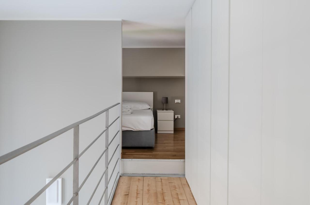 Amazing Loft - 350 M Far From Dateo Station Milano