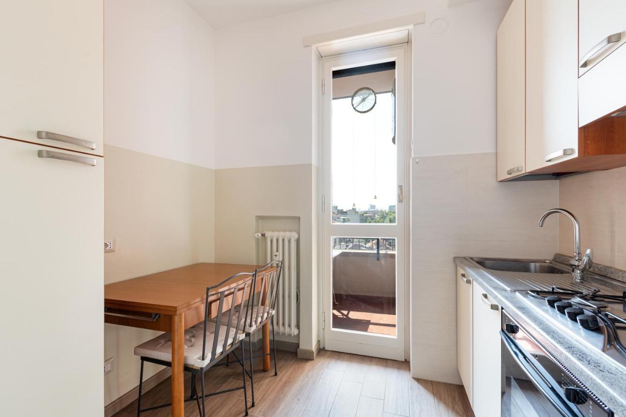 - Roomy 300 M From M3 Affori Fn! Milan