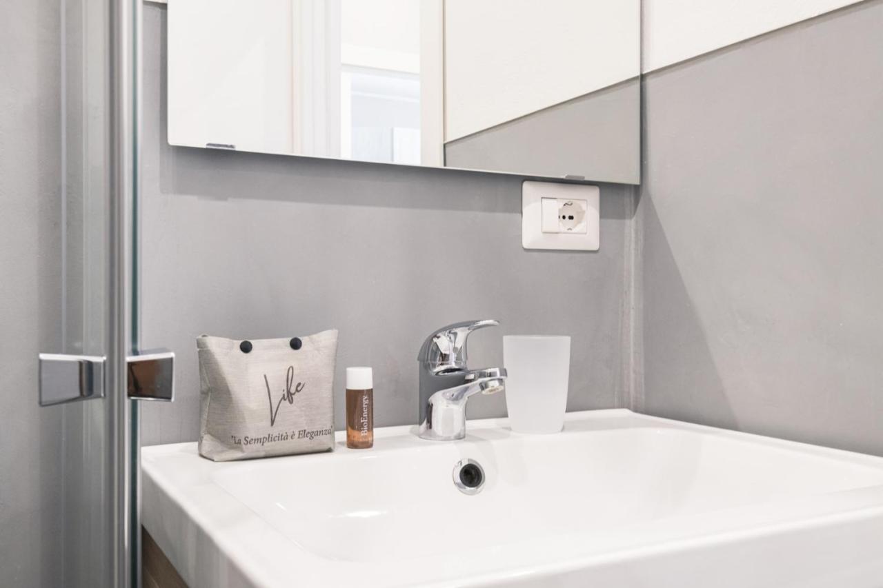 Easylife - Elegante Penthouse Sui Navigli Milan