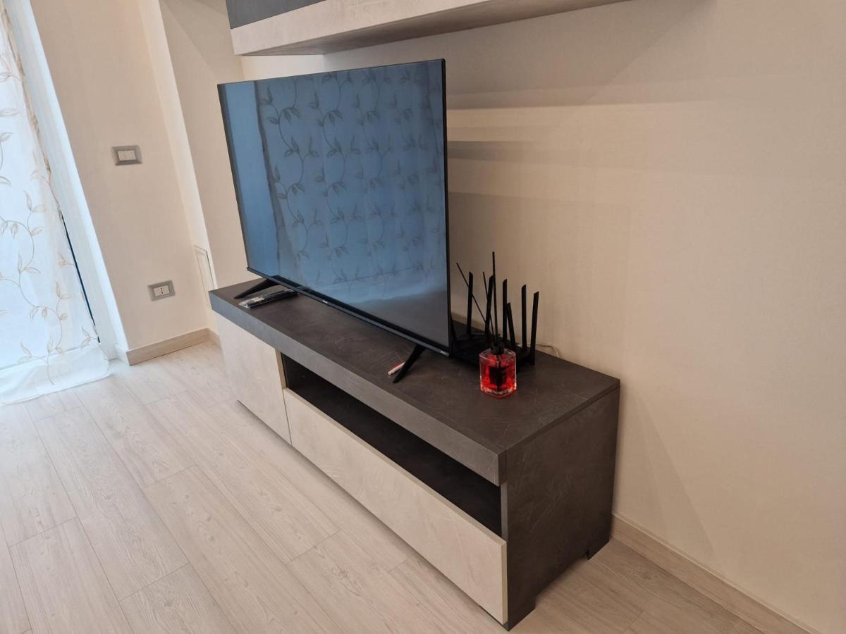 N&ghomesweethome Gogh Elegante E Confortevole * Milano