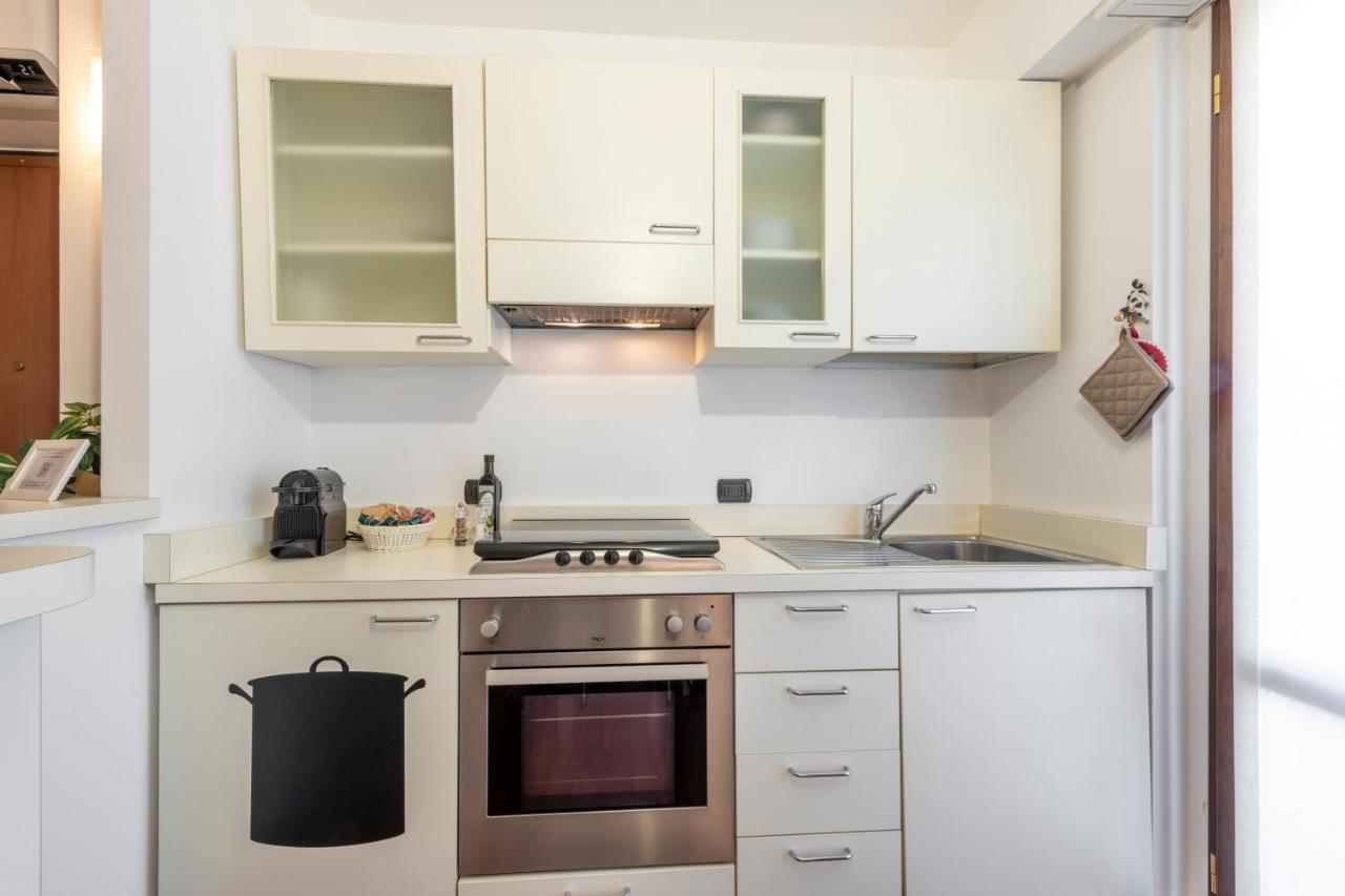 Ferrucci, 6 - Monolocale Al Settimo Cielo Apartment *
