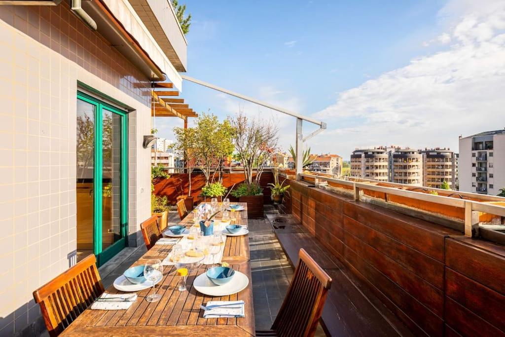 Luxury Penthouse - Sauna, Garage, Office, Terrace * Milan
