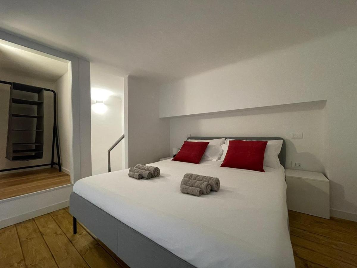 Navigli Design Loft - 7 Stops From Duomo, Ac, Netflix Apartment Milan