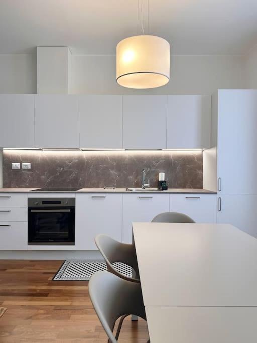 Apartment Spazio Stoppani - Liberty 6 *