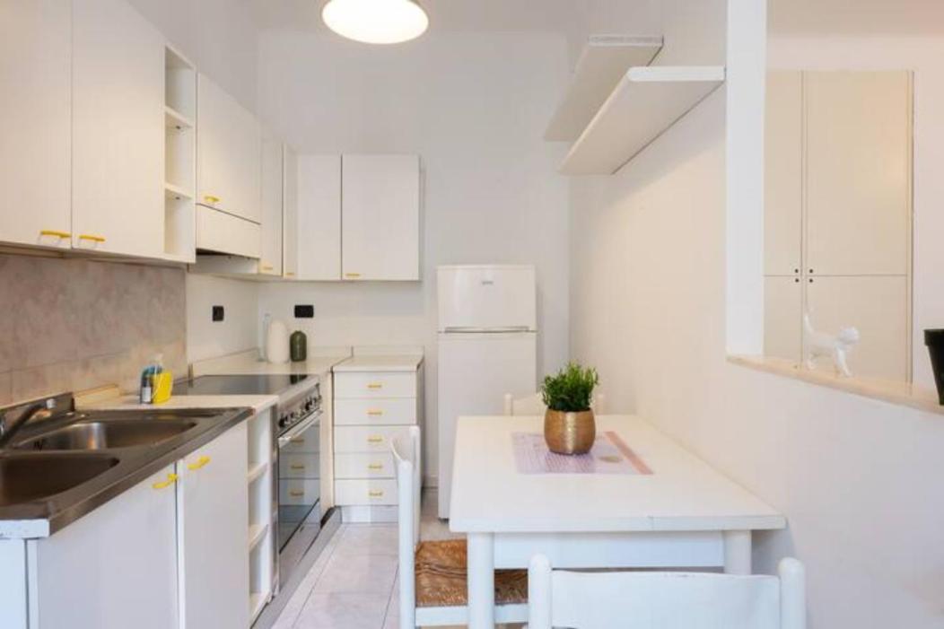 Appartamento Ihost - Premuda 17 Milano