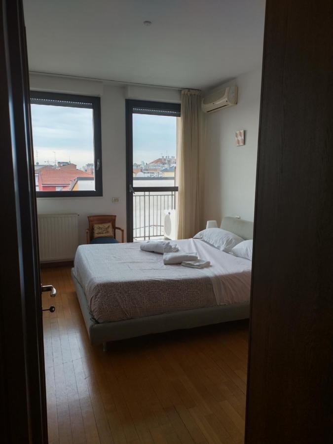 Apartamento Sant'uguzzone Flat Milão