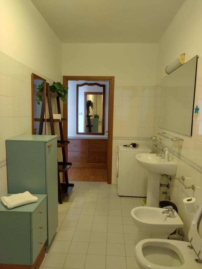 Sant'uguzzone Flat Apartamento
