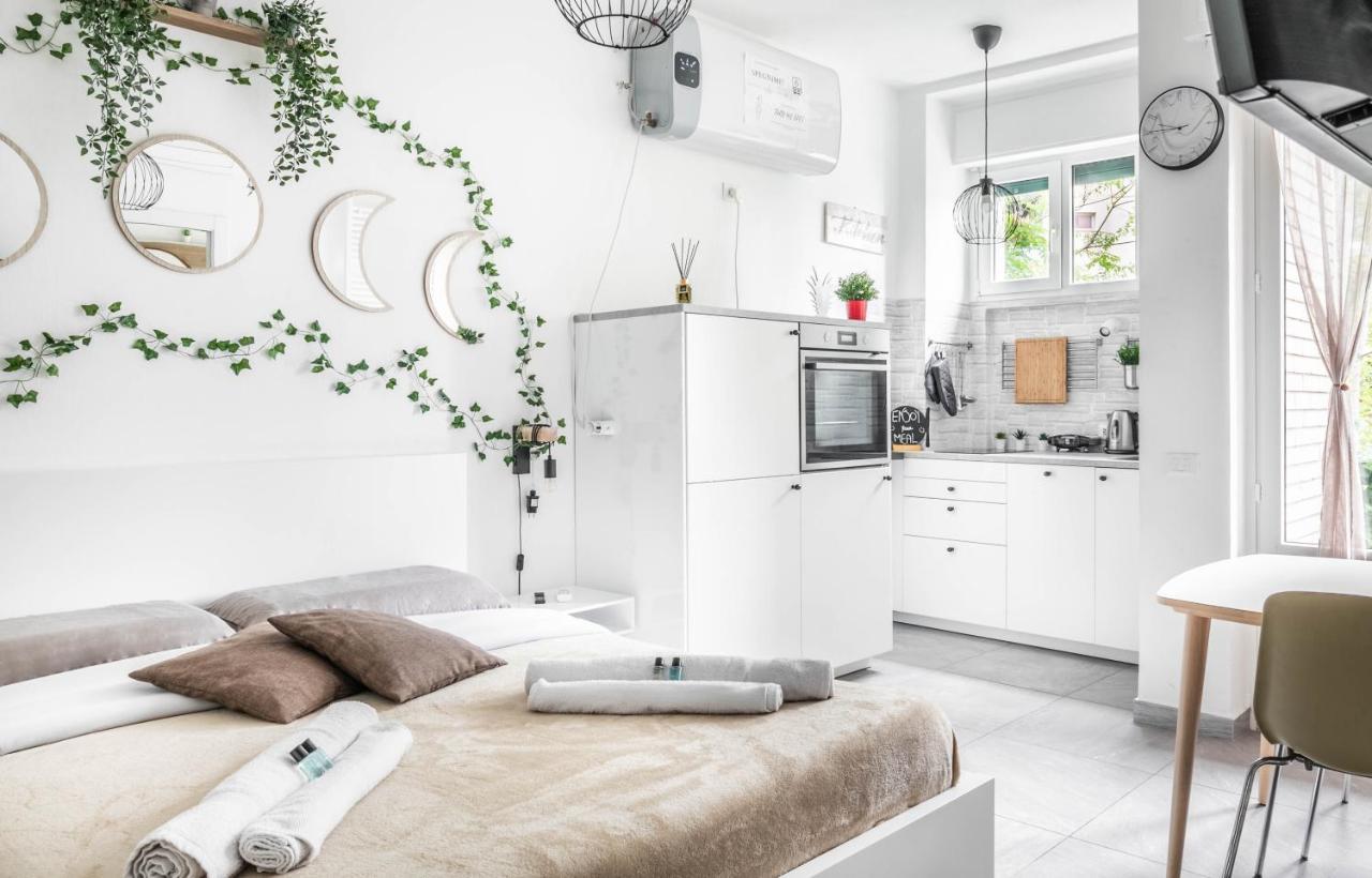 Eden House Sansiro-duomo Netflix & Design Apartment Milan