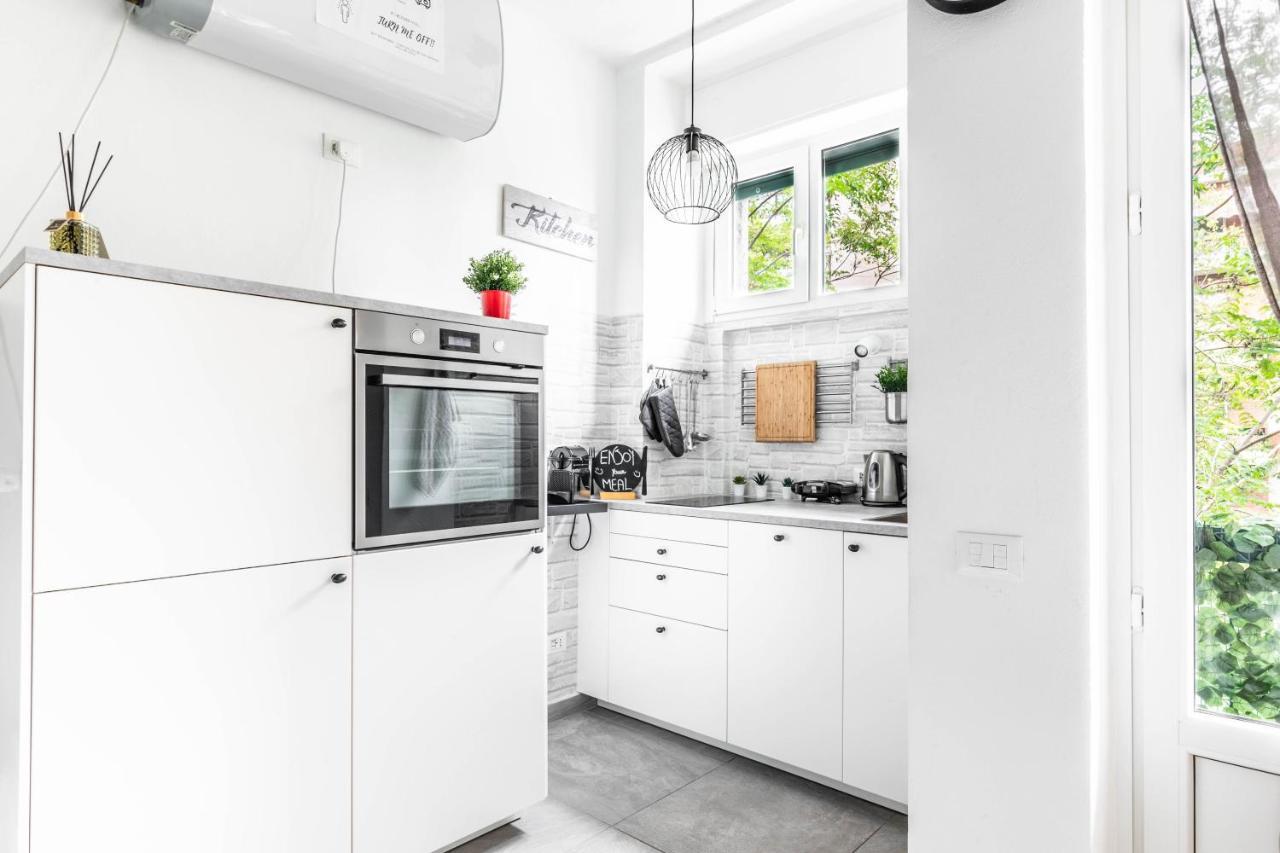 Eden House Sansiro-duomo Netflix & Design Apartment