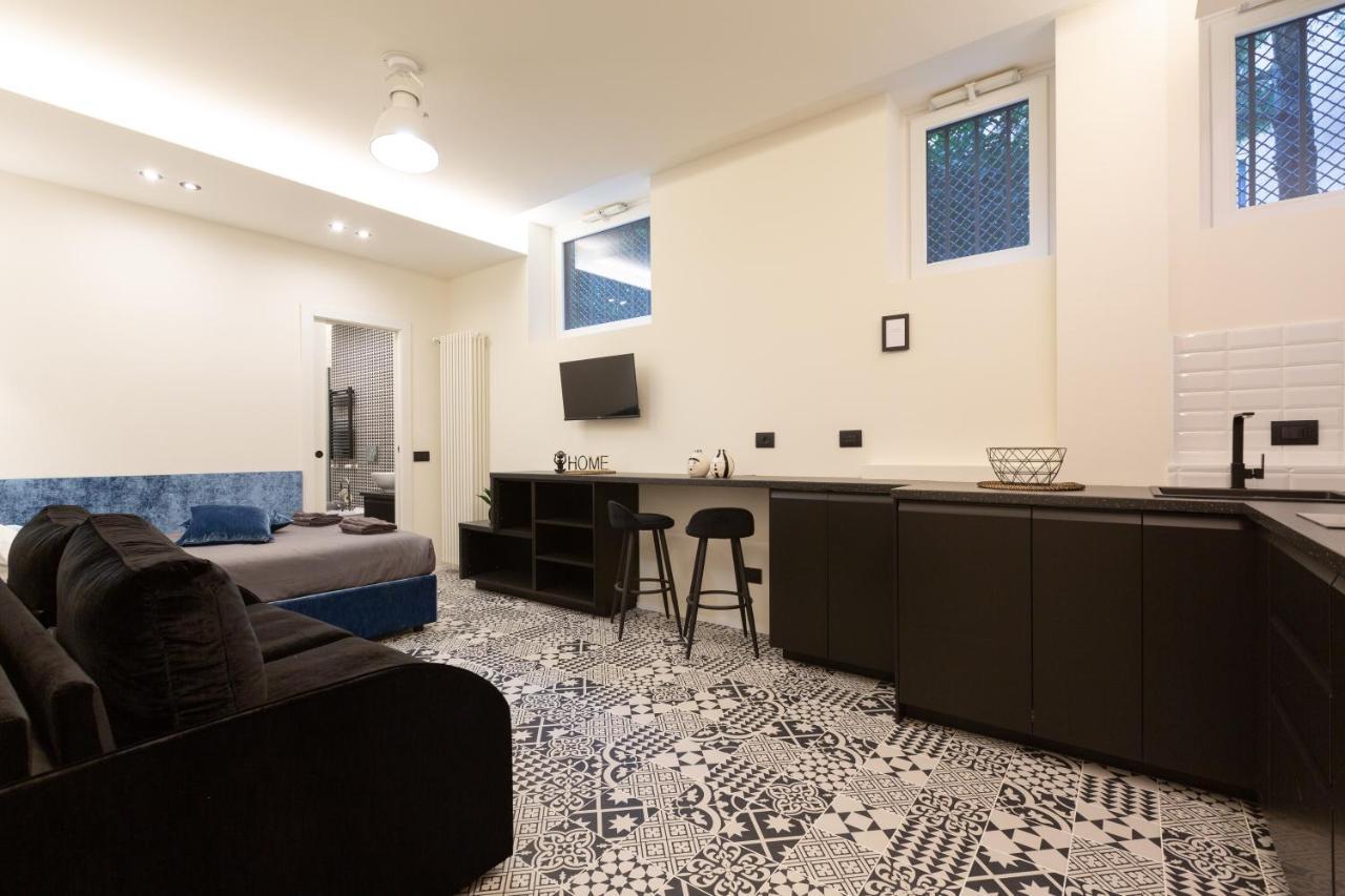Apartment Pab60 -crescenzago-luxury Blue House Milan