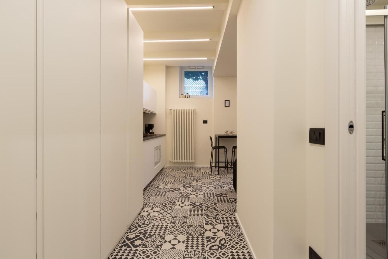 Apartment Pay60 -Crescenzago- Luxury Yellow House Milan