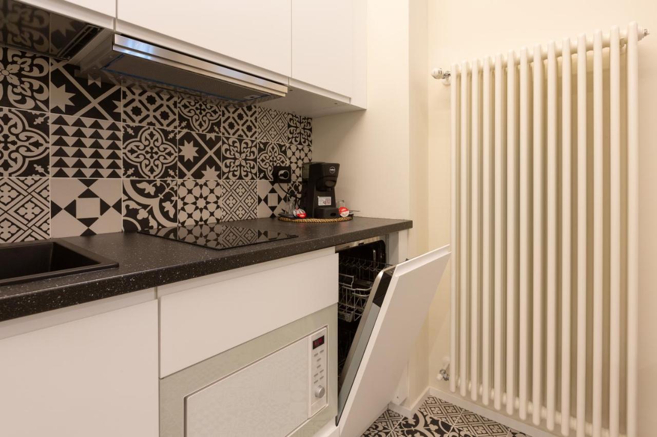 Pay60 -Crescenzago- Luxury Yellow House Apartment *