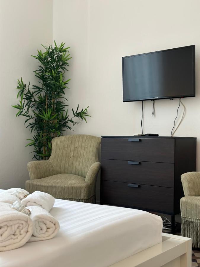 Xenia - Bright And Elegant Apartamento