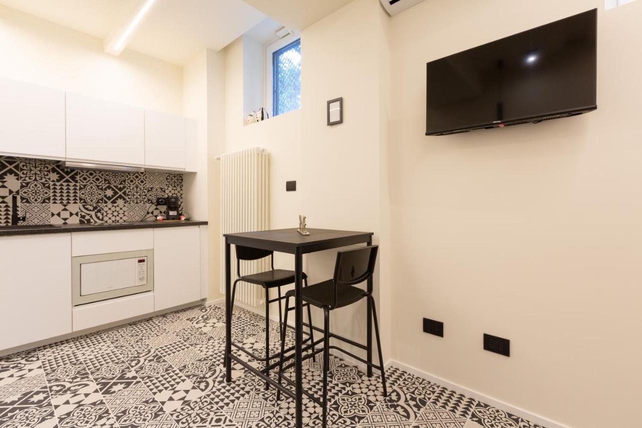 Appartamento Pay60 -crescenzago- Luxury Yellow House