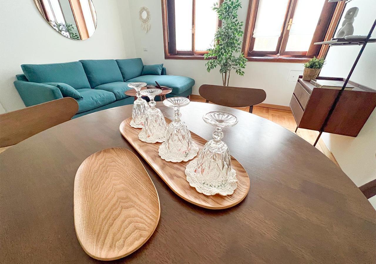 Cozy Duomo - Elegant & Quiet, 300M From Cathedral Apartment *