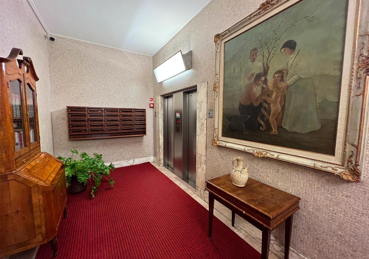 Cozy Duomo - Elegant & Quiet, 300M From Cathedral * Milan