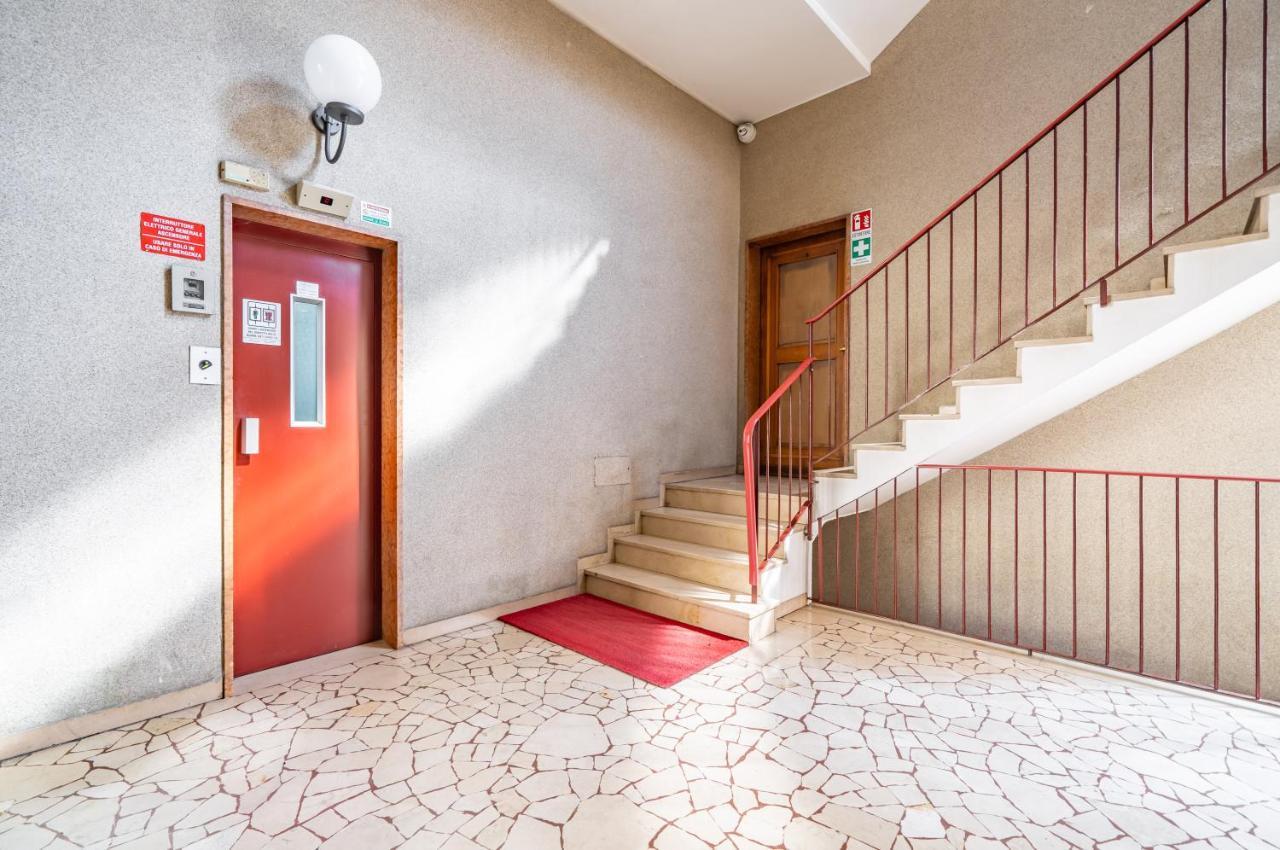 Cozy X4 - 450 Far From Lambrate Fs Apartamento *