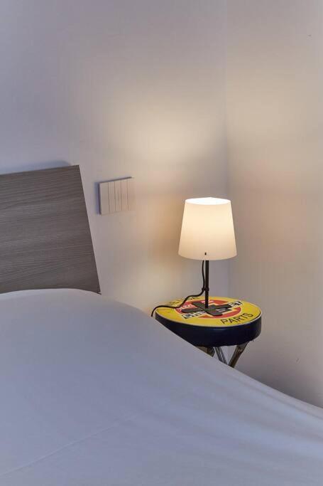 Bright Apartment *
