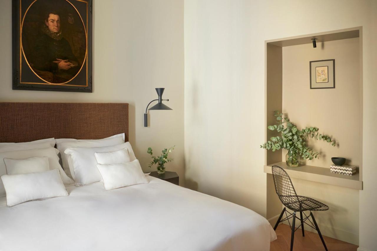 Crossing Manzoni Guest house
