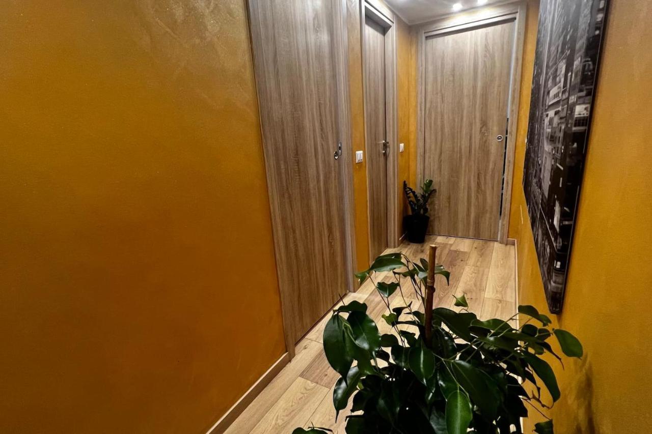 Appartamento Prestigioso Trilocale Sui Navigli Con A/c & Wi-fi Milano