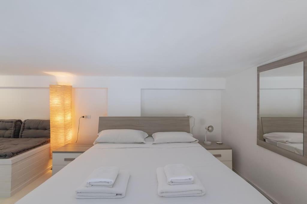 Apartamento Youhosty - Desenzano 7