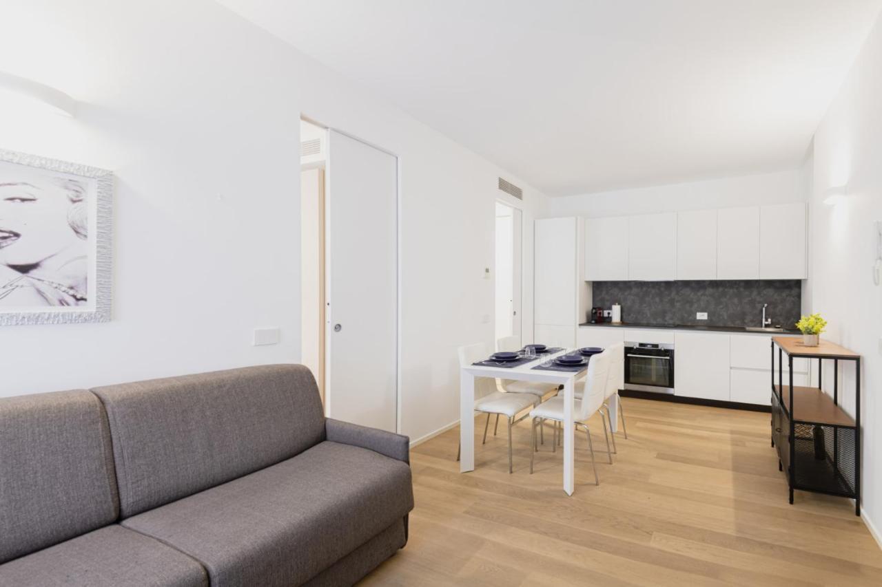 Easylife - Casa Moderna Vicino Life Apartment Milan