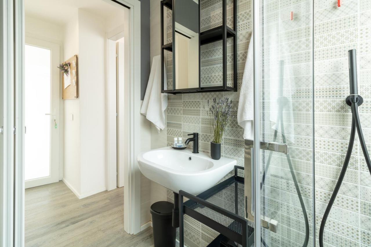 Navigli - Chic And Sophisticated In Milão