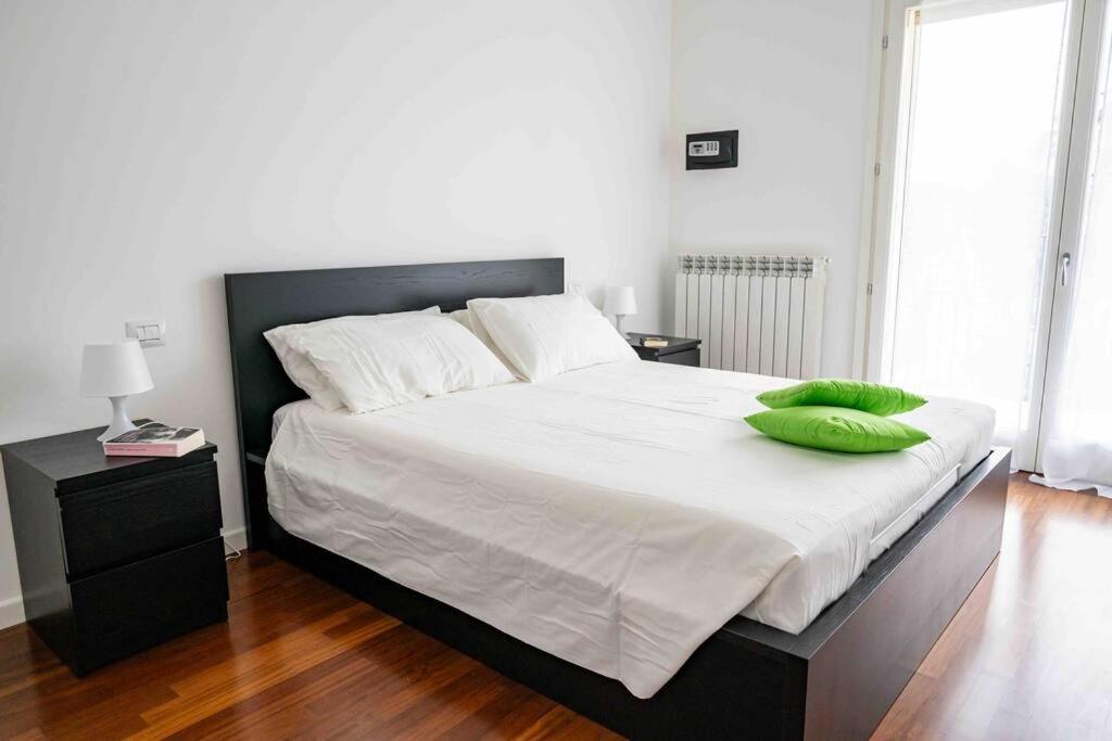 Appartamento Luminoso Trilocale Affori Centro Milano