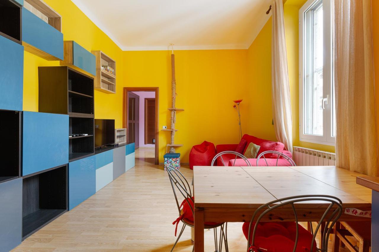 Apartment Viale Umbria Colorful Milan