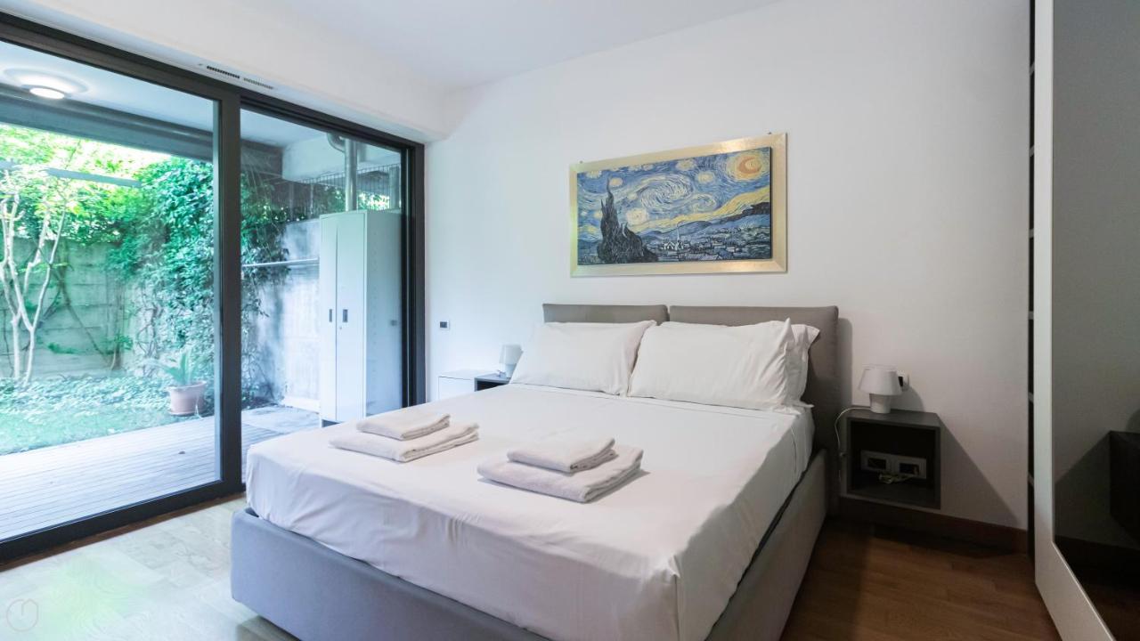 Italianway - Traiano 33 C * Milan
