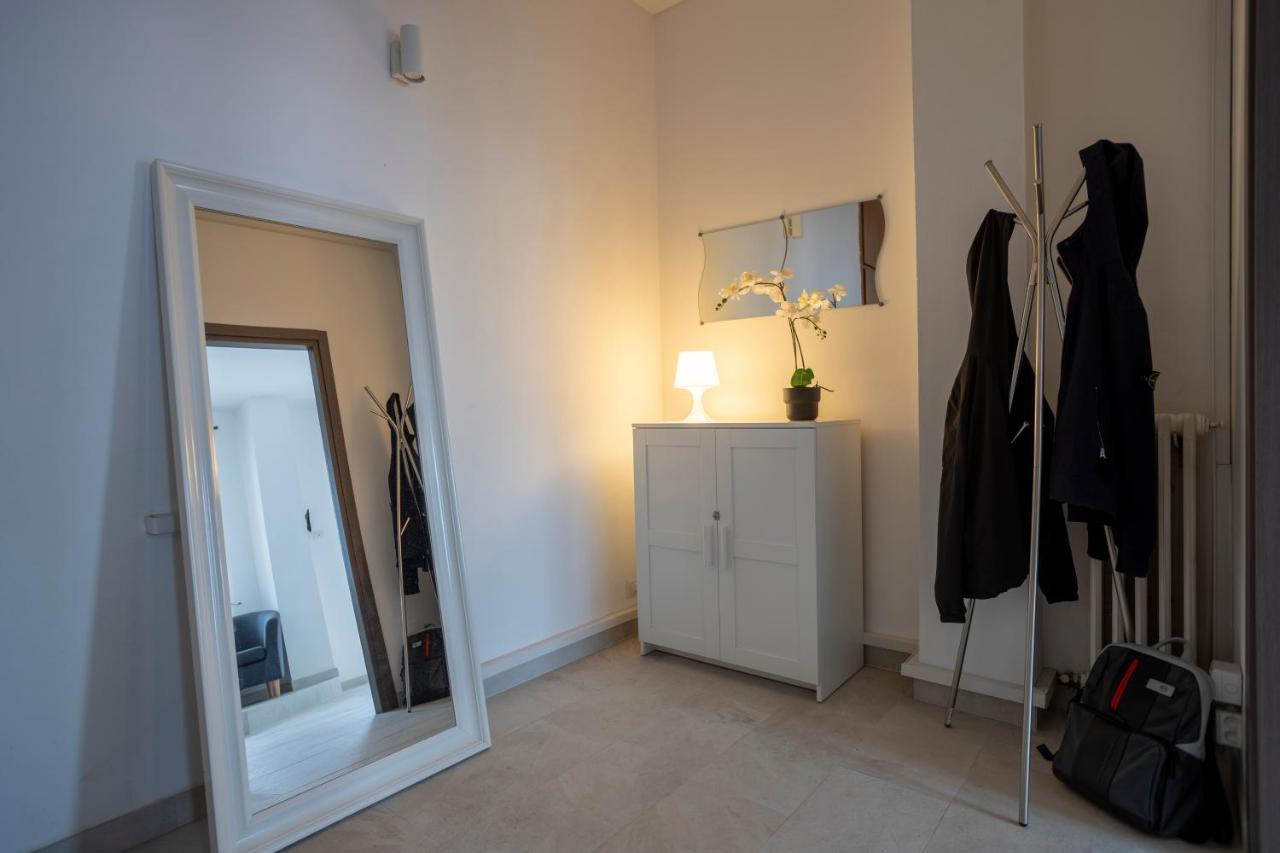 Tortona -navigli Free Parking Penthouse Con Wifi * Milão