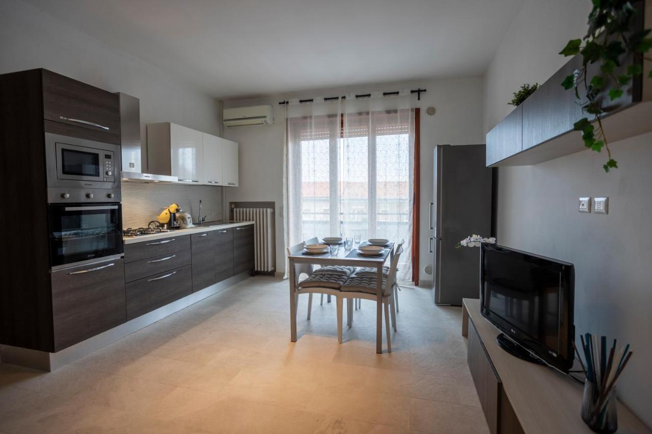 Apartamento Tortona -navigli Free Parking Penthouse Con Wifi Milão
