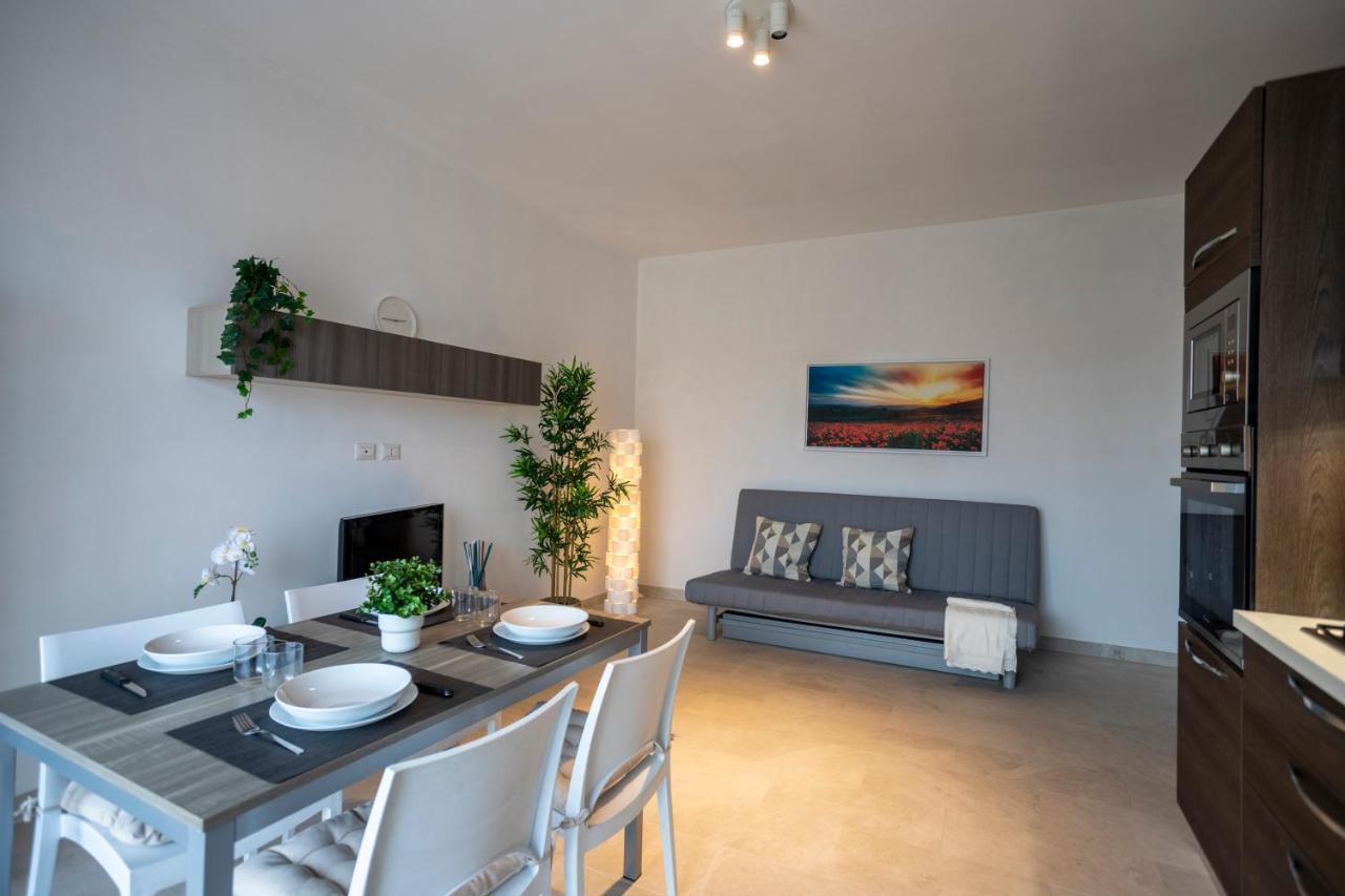 Tortona -navigli Free Parking Penthouse Con Wifi Apartamento Milão