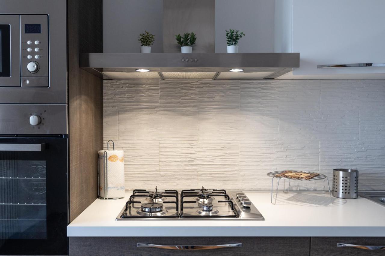 Smartworking Tortona-navigli 2 Skyline Penthouse Con Wifi6 Apartment