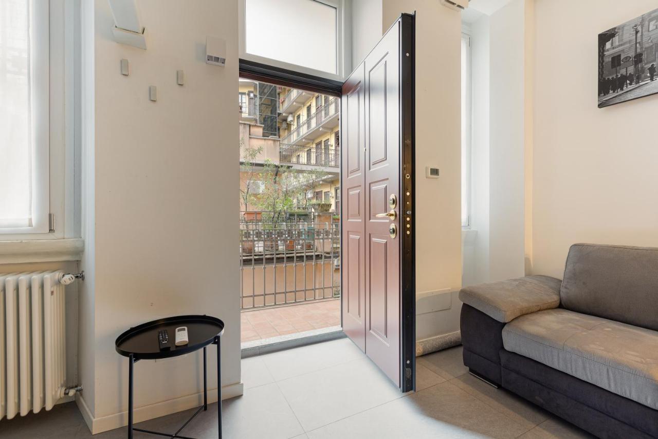 Cosy And Quiet In * Milan