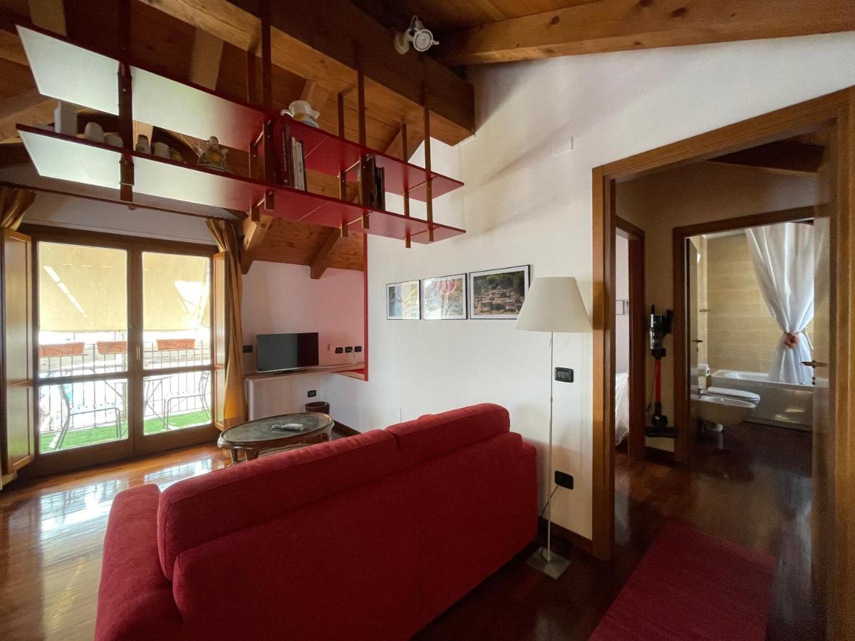 The Pretty Attic Apartment