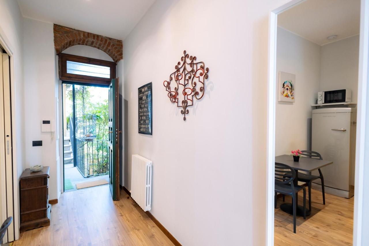 The Red Bricks - San Babila Area * Milan