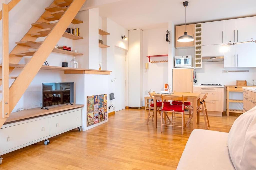 Guest Planet - Grazioso Bilocale Bande Nere M1 Apartment Milan