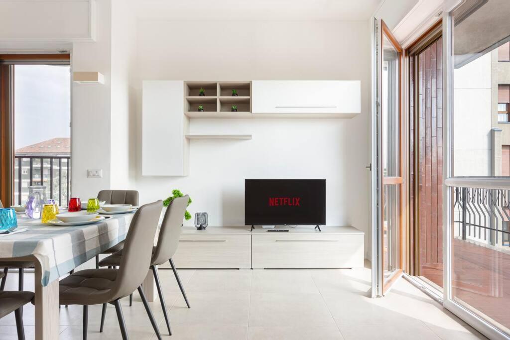 Moderno, Luminoso, Spazioso Con Vista Apartment