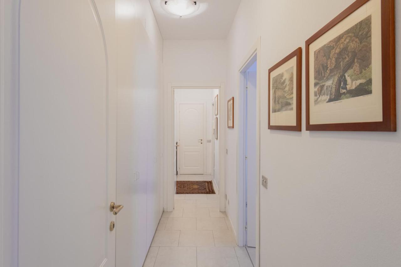 Easylife - Attico 230mq Con Terrazza Area Bocconi Apartamento Milão