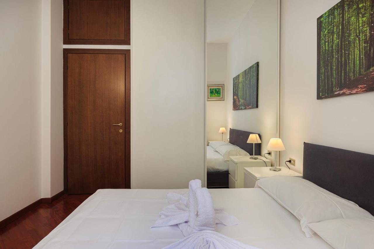 Flat In Citylife Near Metro! Appartamento