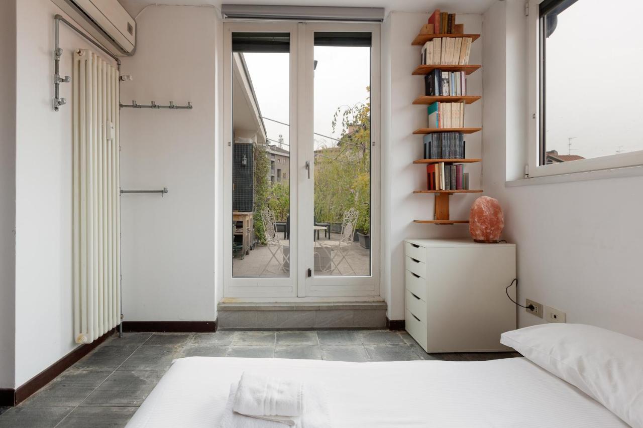 Apartment With Huge Terrace- Calvairate District Milan