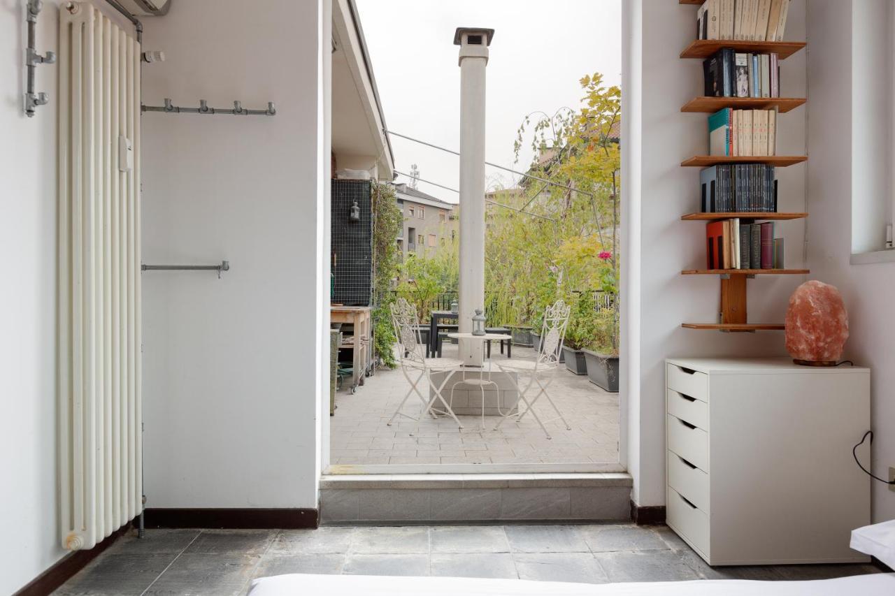 With Huge Terrace- Calvairate District Apartment *