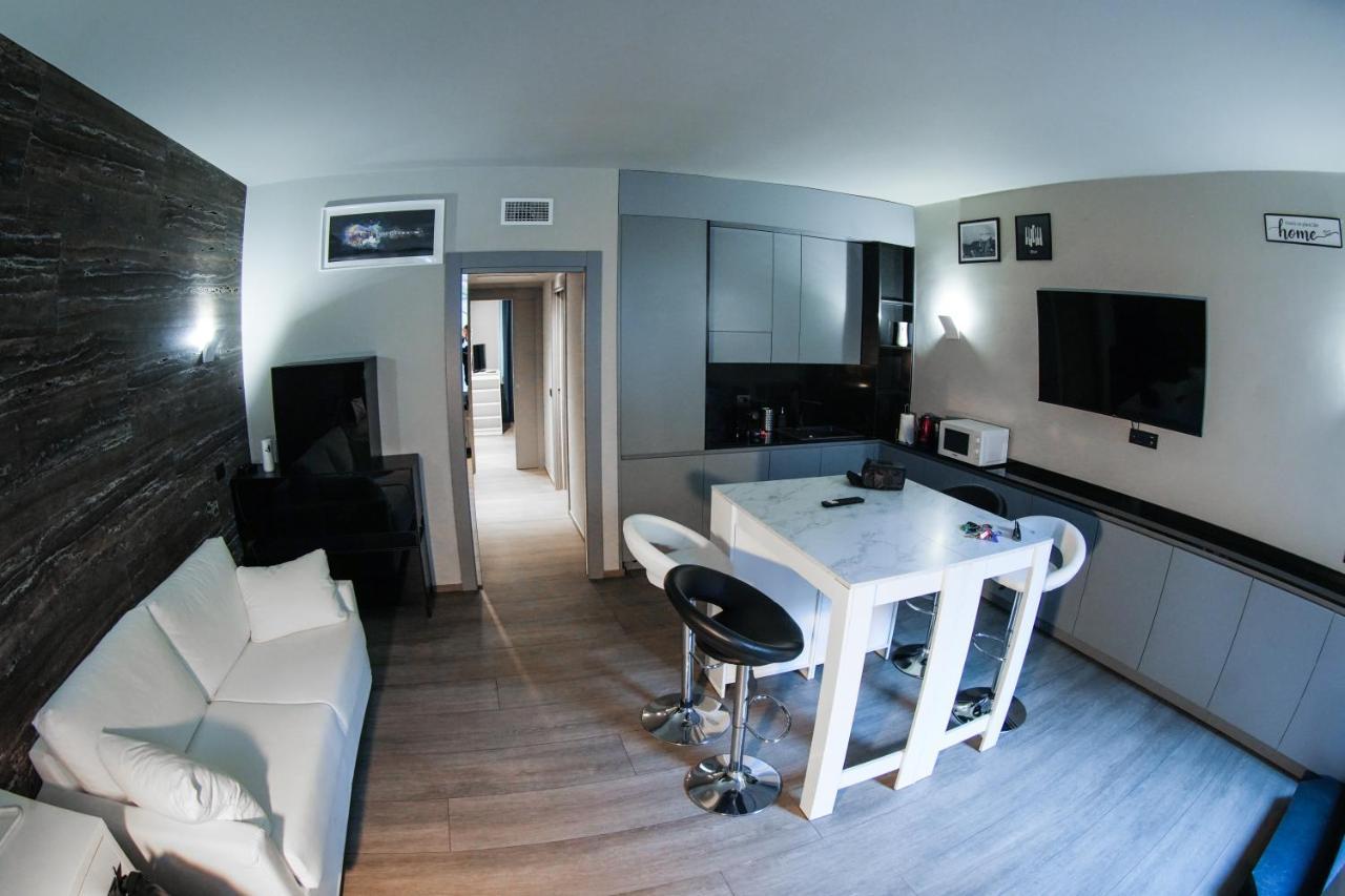 Apartment Bubi House Moscova Milan